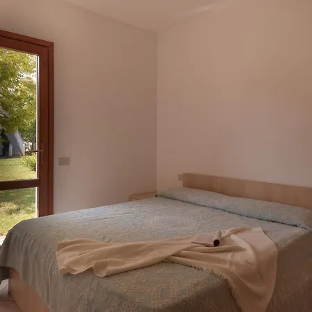 Simple Gem Of Le Dimore Di 1 Bedroom B4 - Sleeps 4 Budoni